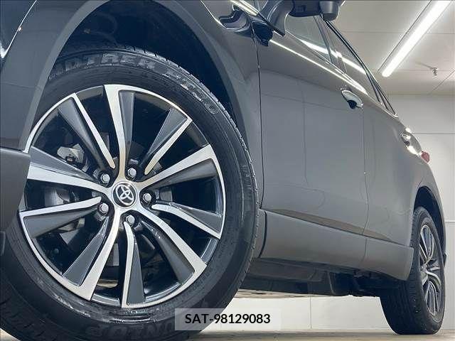 Toyota HARRIER 2023-04 360826-19
