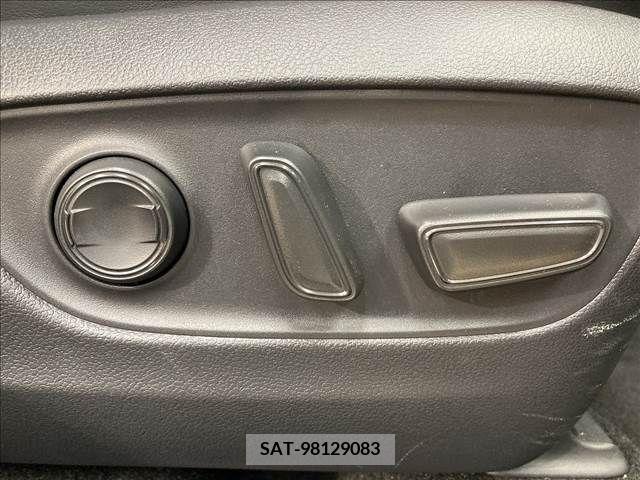 Toyota HARRIER 2023-04 360826-7