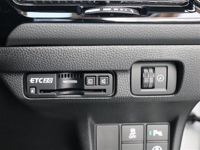 Honda CIVIC 2023-07 181055-9