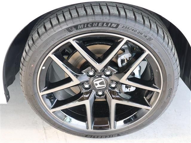 Honda CIVIC 2023-07 181055-17