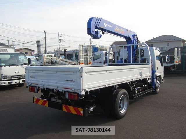 Mazda TITAN 2023-09 371812-4