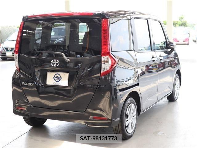 Toyota ROOMY 2022-04 342040-6