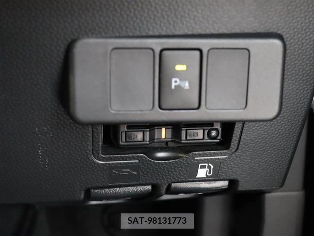 Toyota ROOMY 2022-04 342040-4
