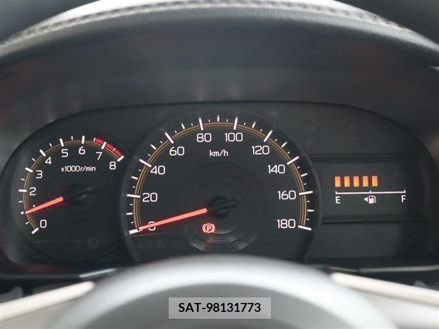 Toyota ROOMY 2022-04 342040-18