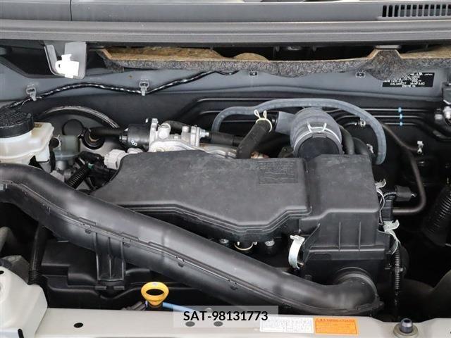 Toyota ROOMY 2022-04 342040-17