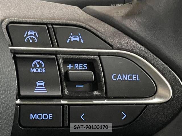 Toyota VOXY 2022-11 378730-7