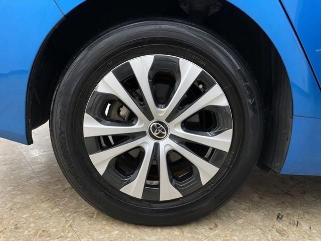 Toyota PRIUS 2019-04 12968-15