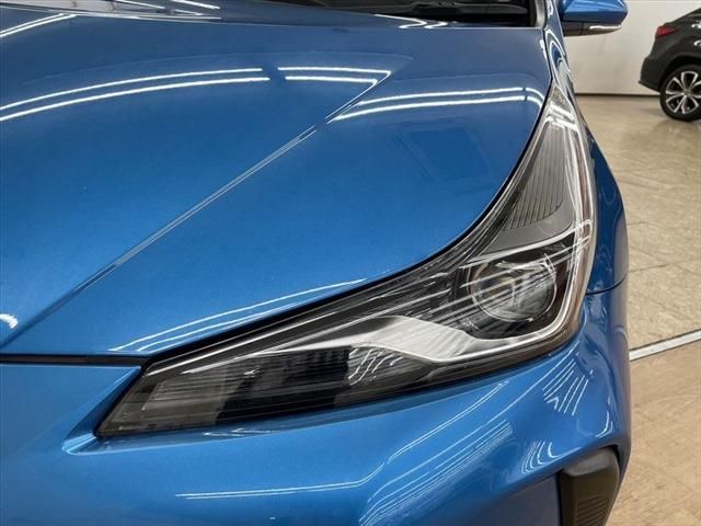 Toyota PRIUS 2019-04 12968-8