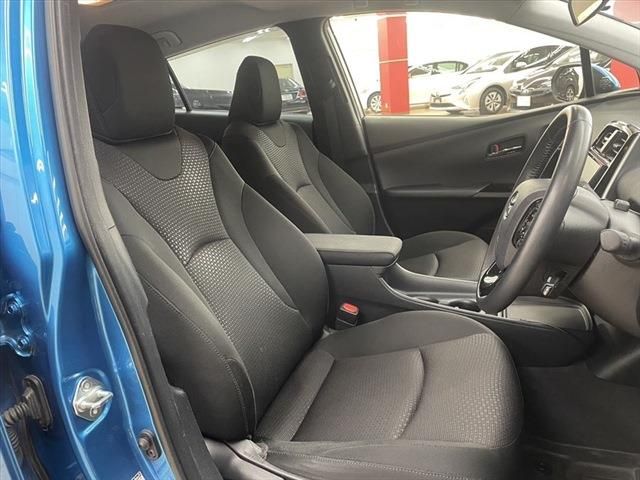 Toyota PRIUS 2019-04 12968-19