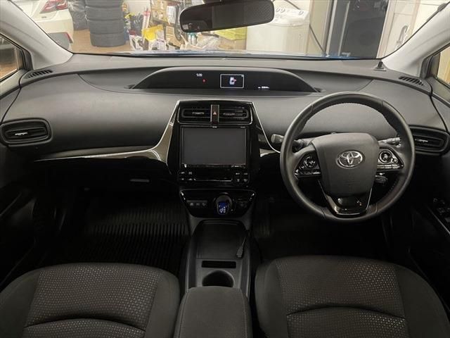Toyota PRIUS 2019-04 12968-18