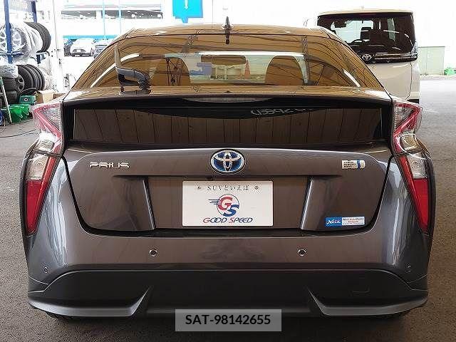 Toyota PRIUS 2016-05 281853-18