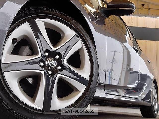 Toyota PRIUS 2016-05 281853-10