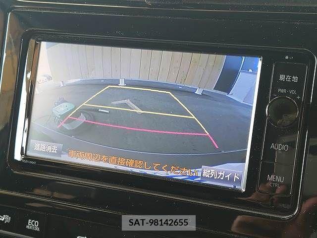 Toyota PRIUS 2016-05 281853-3