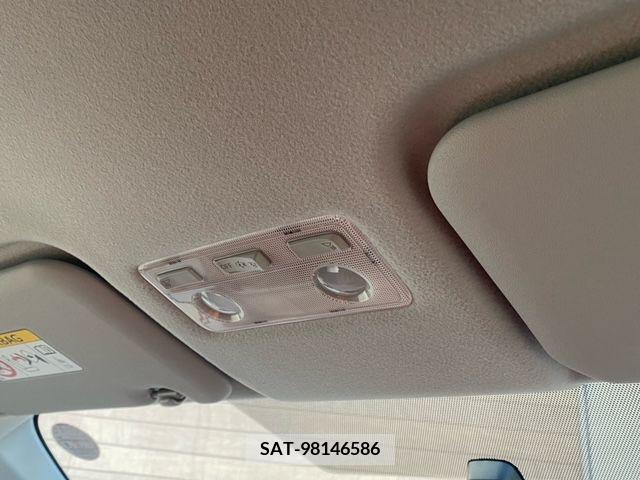 Toyota SPADE 2016-03 210886-20