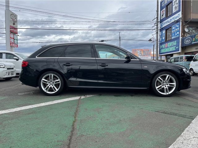 Audi A4 2014-07 2666-7