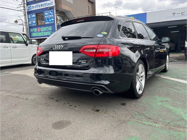 Audi A4 2014-07 2666-5