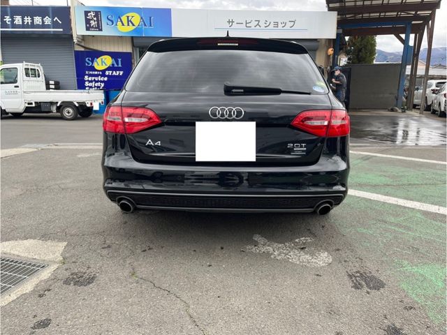 Audi A4 2014-07 2666-6