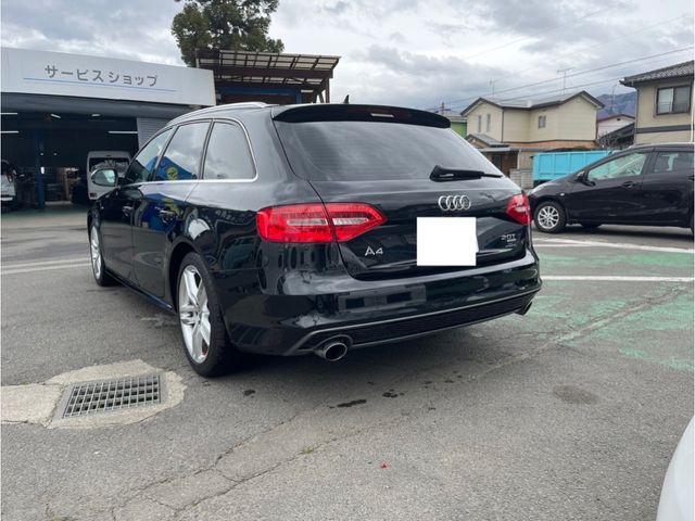 Audi A4 2014-07 2666-4