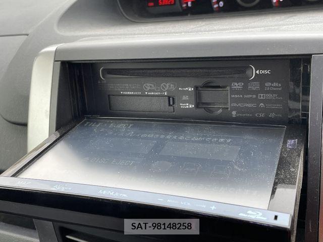 Toyota VOXY 2013-02 214289-13