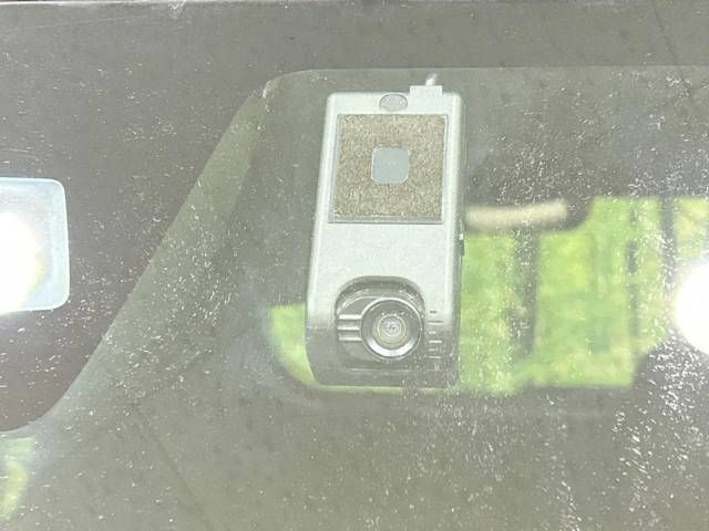 Toyota Pixis Mega 2019-06 17470-6