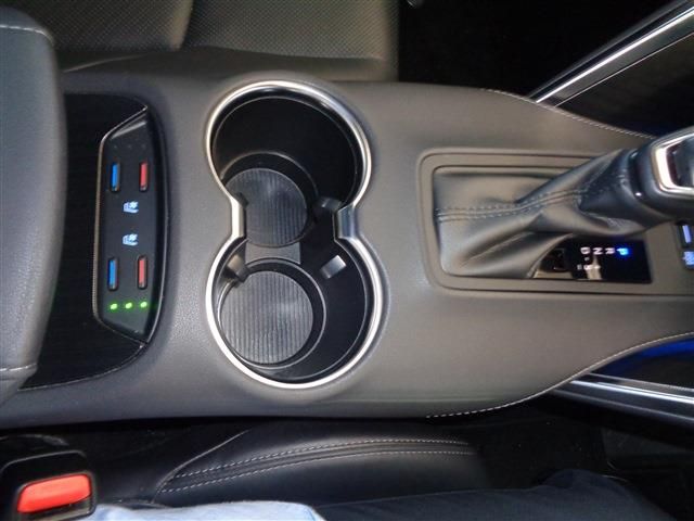 Toyota HARRIER HYBRID 2020-07 4048-6