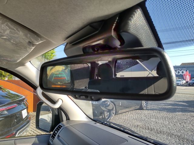 Toyota HIACE VAN 2022-02 7456-12