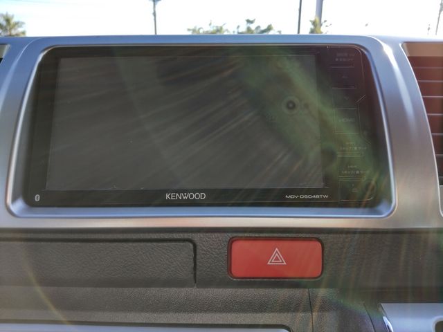 Toyota HIACE VAN 2022-02 7456-13