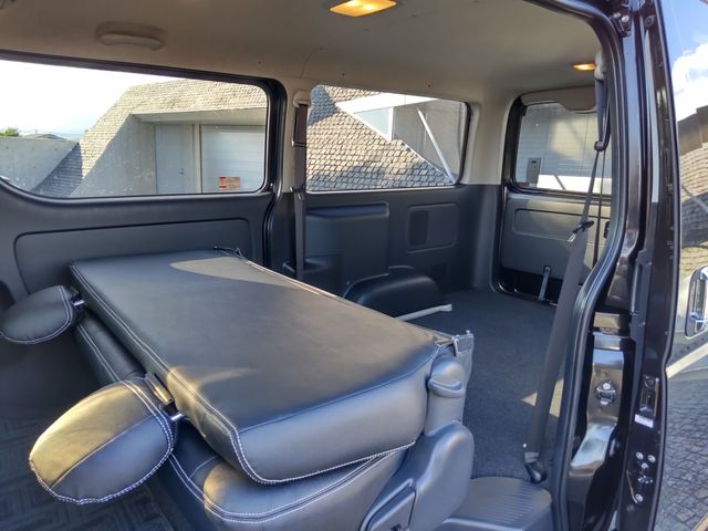 Toyota HIACE VAN 2022-02 7456-19