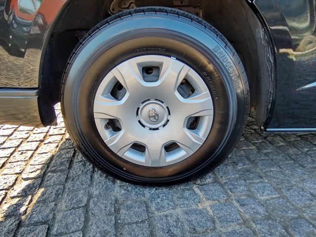 Toyota HIACE VAN 2022-02 7456-6