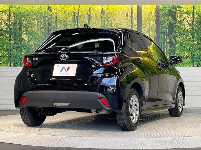 Toyota YARIS 2022-04 28909-17