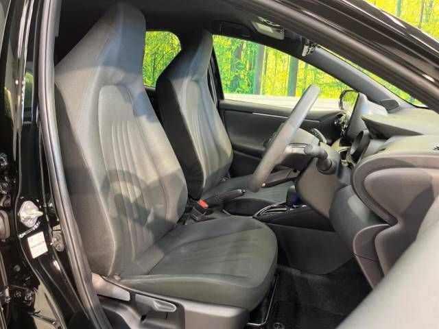 Toyota YARIS 2022-04 28909-8
