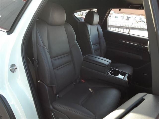 Mazda CX-8 2019-12 180917-20