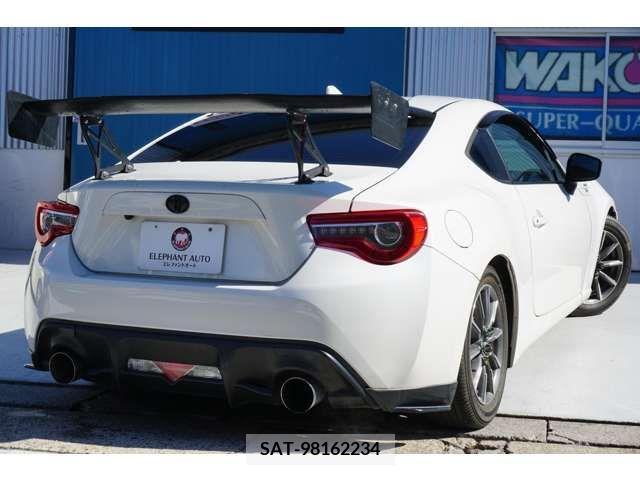 Toyota 86 2017-06 218693-8