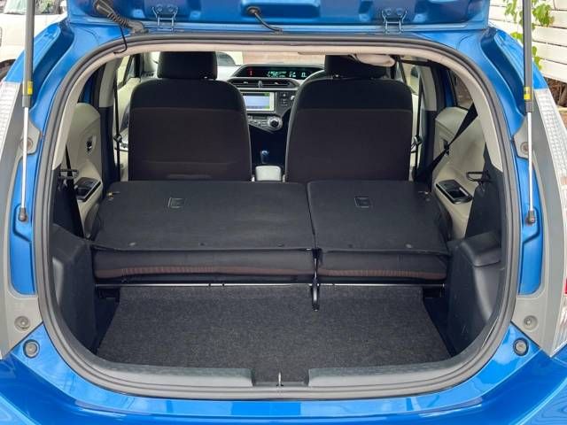 Toyota AQUA 2012-12 196061-10