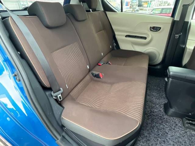 Toyota AQUA 2012-12 196061-9