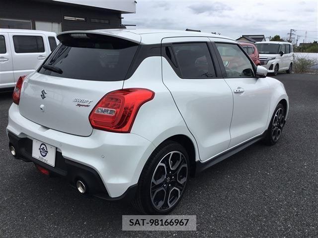 Suzuki SWIFT 2023-01 373439-8