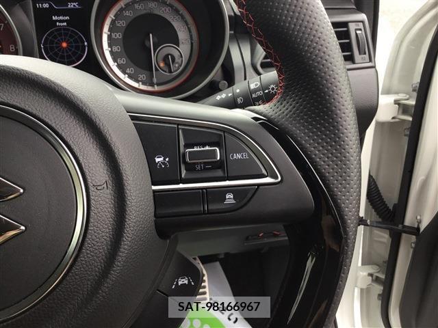 Suzuki SWIFT 2023-01 373439-14