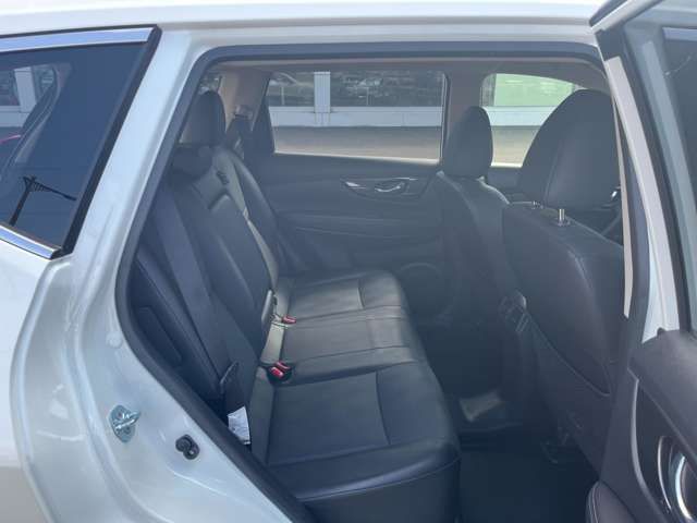 Nissan X-TRAIL 2018-01 7541-14