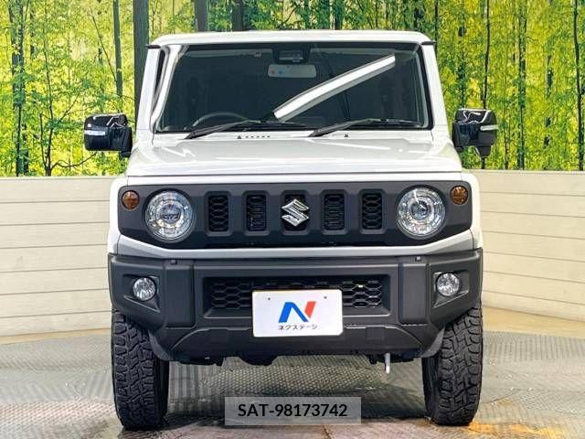 Suzuki JIMNY 2023-11 380659-14