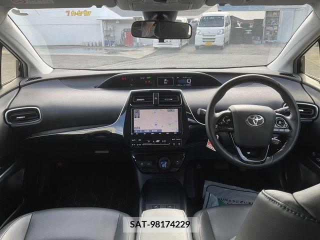 Toyota PRIUS 2020-10 330990-16