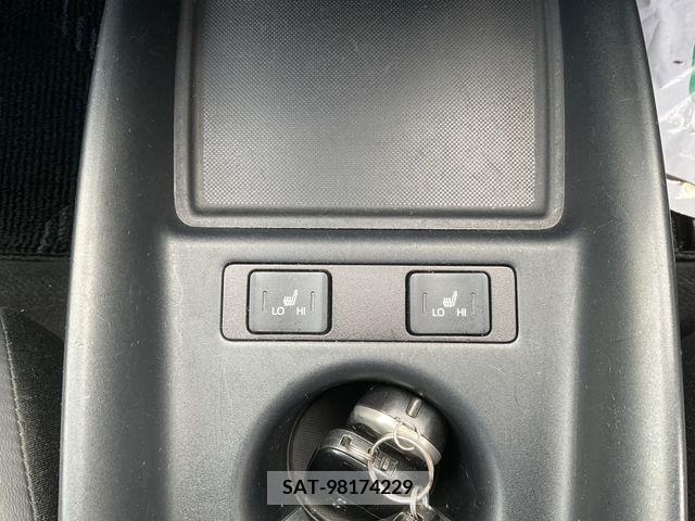 Toyota PRIUS 2020-10 330990-18