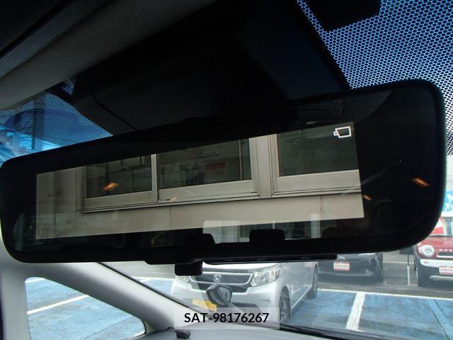 Toyota ALPHARD 2019-06 384461-17