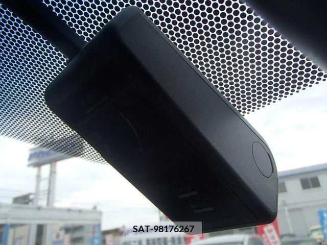 Toyota ALPHARD 2019-06 384461-18