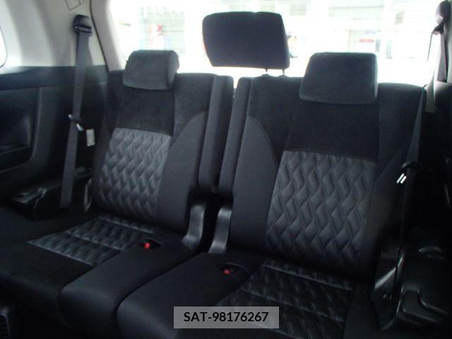 Toyota ALPHARD 2019-06 384461-11