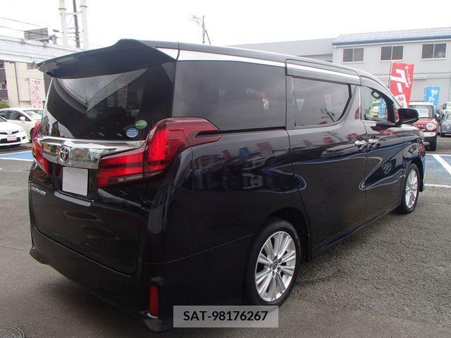 Toyota ALPHARD 2019-06 384461-1