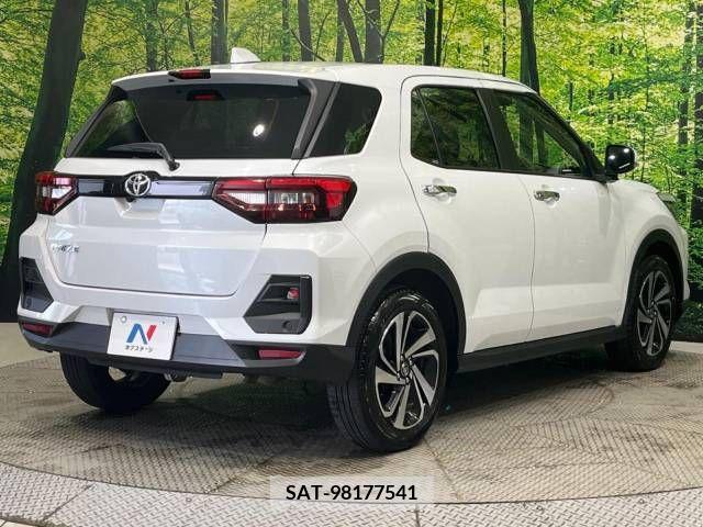 Toyota RAIZE 2023-03 324425-17