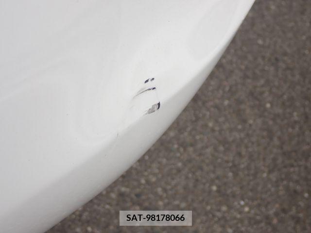 Toyota PRIUS 2011-06 384447-29