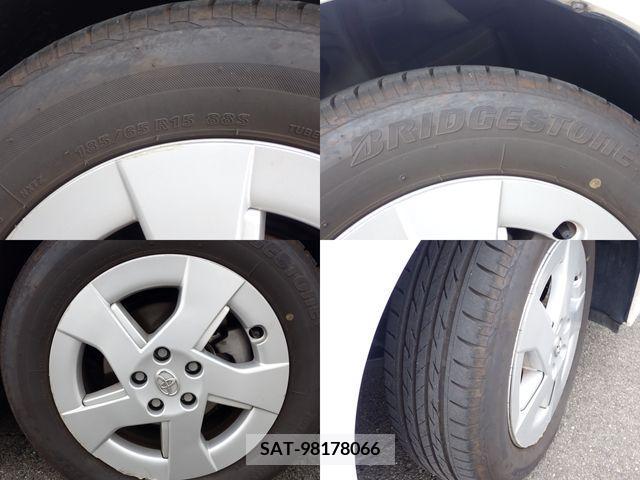 Toyota PRIUS 2011-06 384447-22