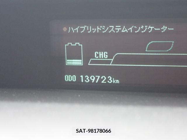 Toyota PRIUS 2011-06 384447-13