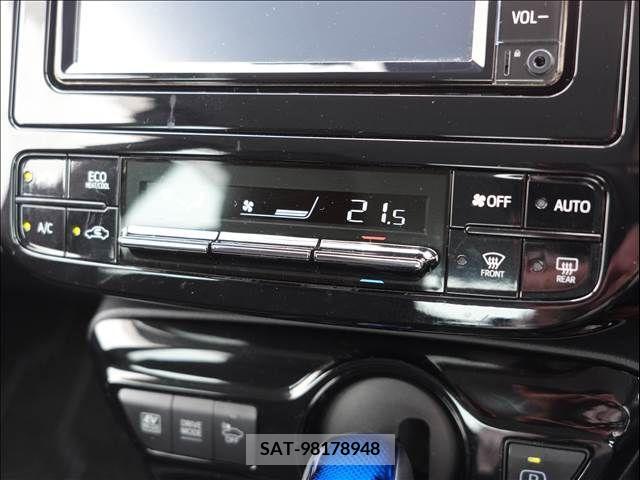 Toyota PRIUS 2020-05 366313-11